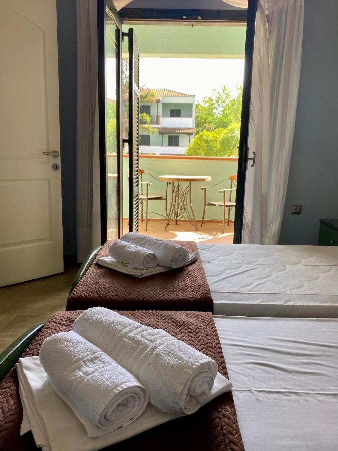 אפיטוס Eden Hotel מראה חיצוני תמונה