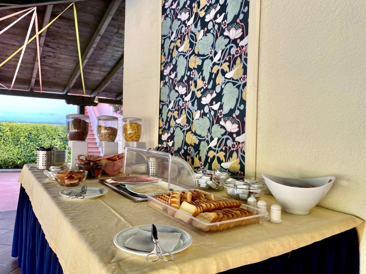 אפיטוס Eden Hotel מראה חיצוני תמונה