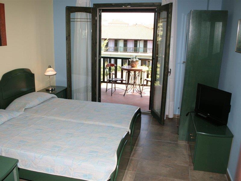 אפיטוס Eden Hotel מראה חיצוני תמונה