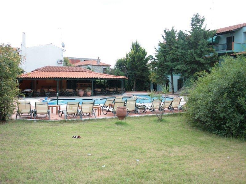אפיטוס Eden Hotel מראה חיצוני תמונה