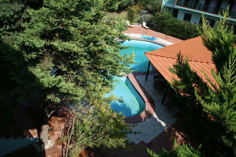 אפיטוס Eden Hotel מראה חיצוני תמונה